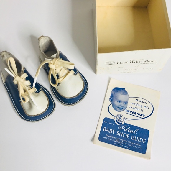Vintage Other - Vintage Baby Classic Shoe Blue White Size 2